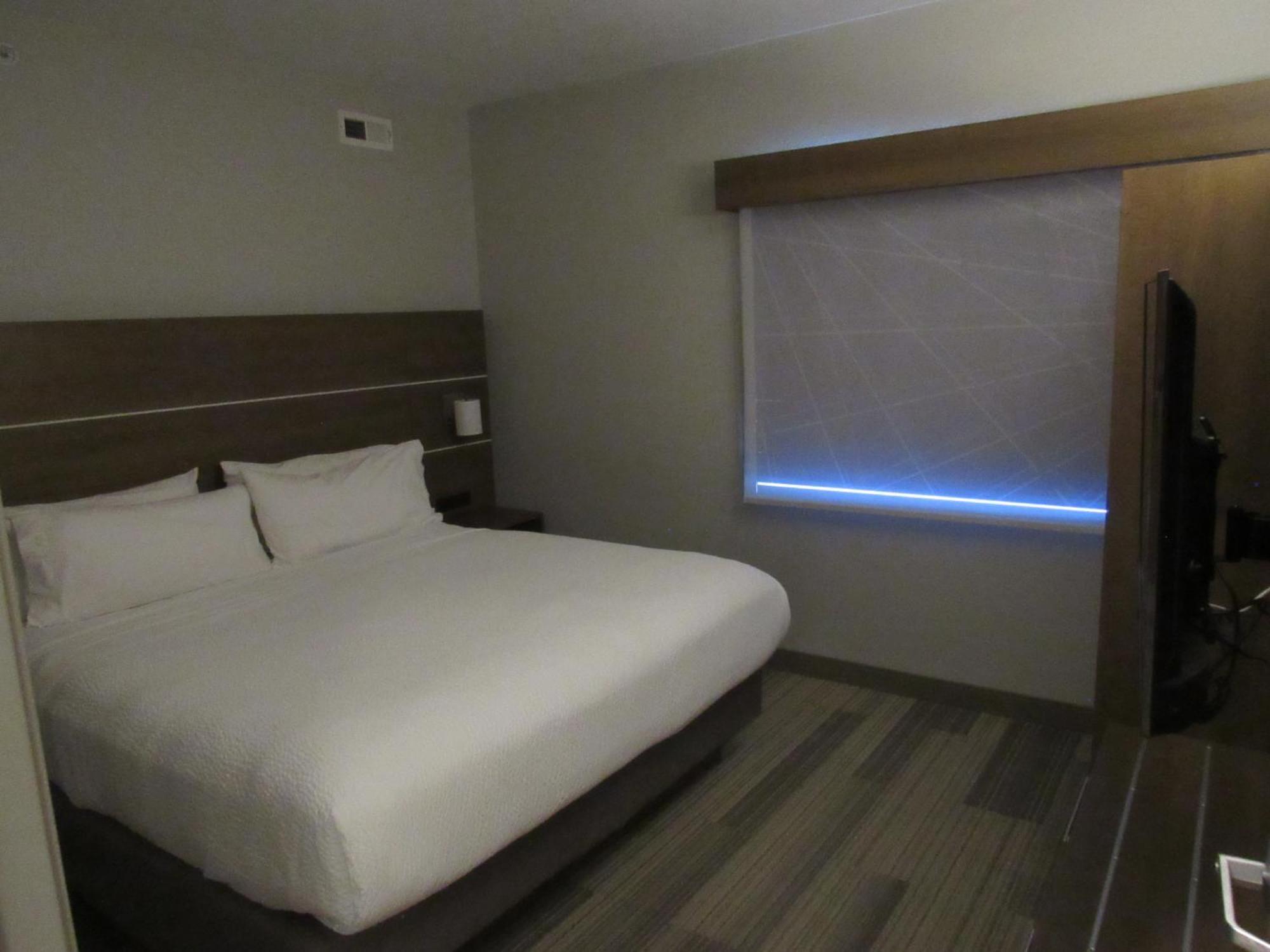 Holiday Inn Express Hotel & Suites Lincoln South By Ihg Esterno foto