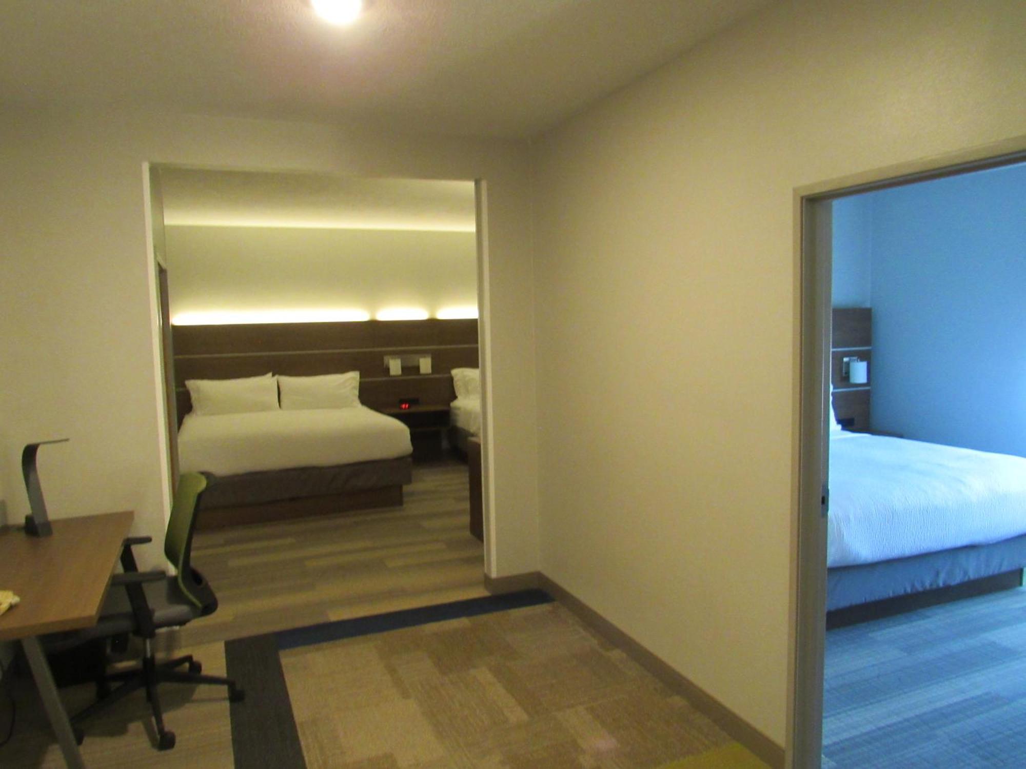 Holiday Inn Express Hotel & Suites Lincoln South By Ihg Esterno foto