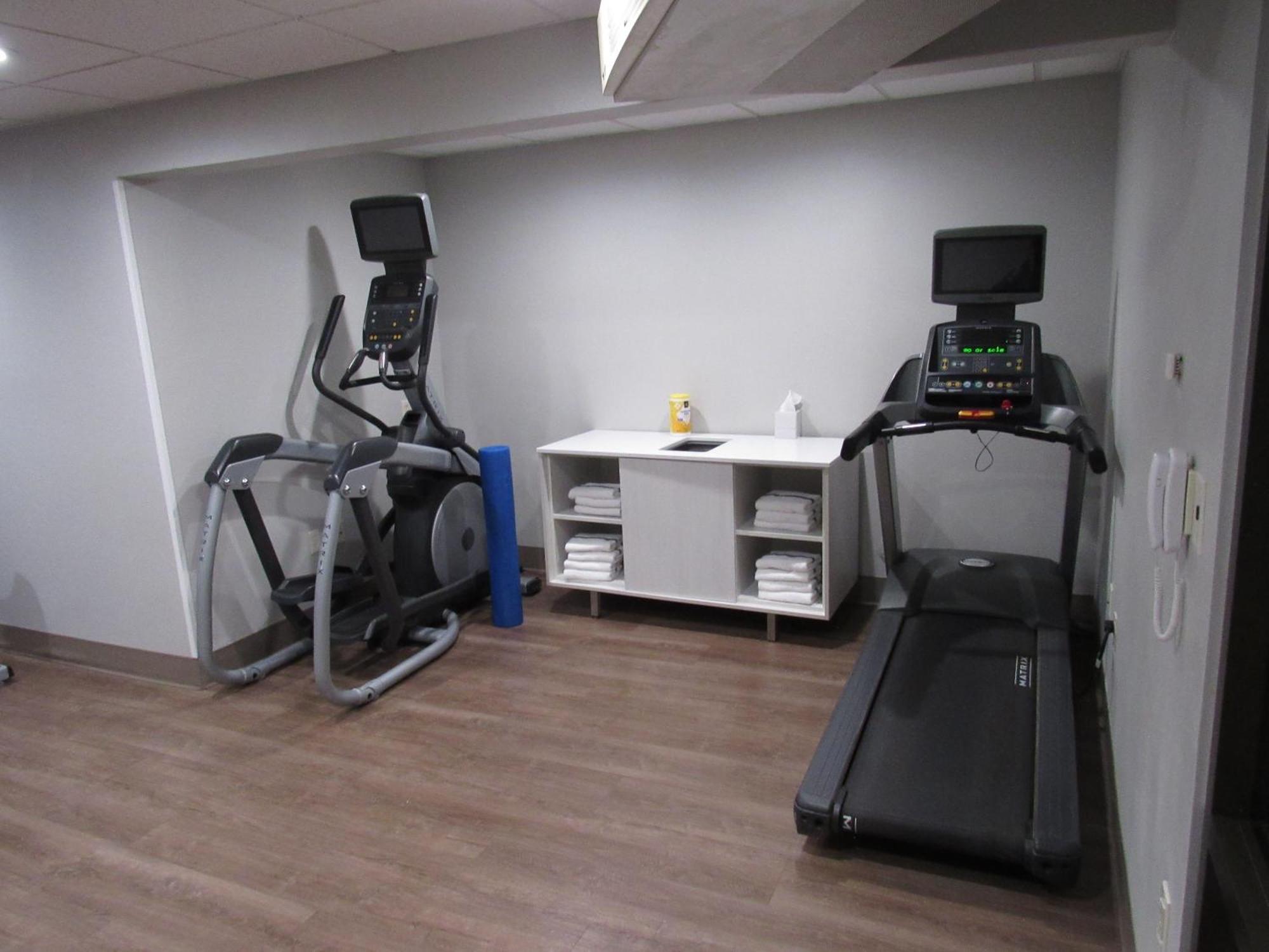 Holiday Inn Express Hotel & Suites Lincoln South By Ihg Esterno foto